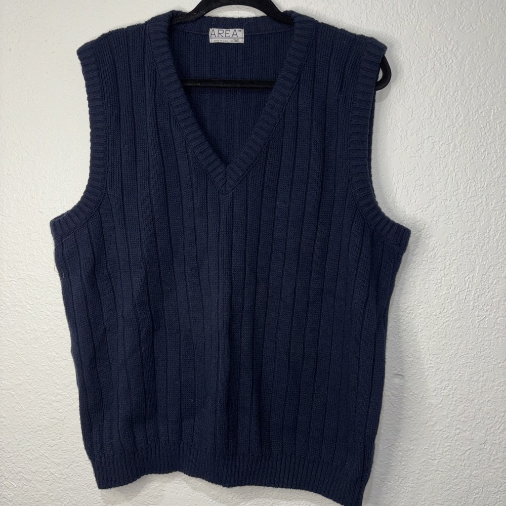 VINTAGE AREA‎  Golf Vest Mens Medium Sleeveless  Navy Blue 100% Acrylic V Neck